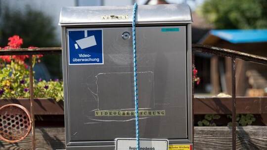 Briefkasten am Anwesen des «Reichsbürgers» Wolfgang P. in Georgensgmünd in Bayern. Foto: Daniel Karmann