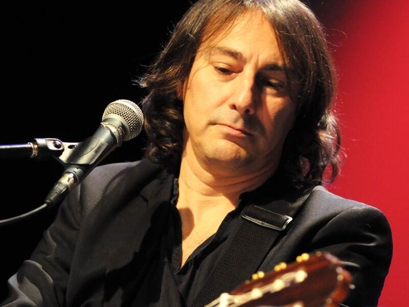 Liedermacher Pippo Pollina begeistert Publikum im Kulturhaus Osterfeld Kultur Pforzheimer