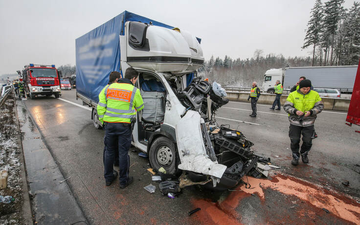 Unfall A8 Pforzheimnull