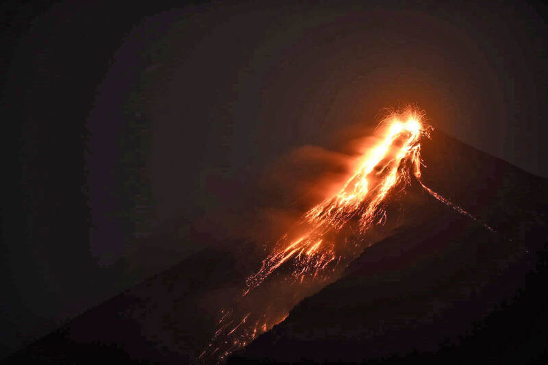 Vulkanausbruch in Guatemala mit vielen Toten - Foto - Pforzheimer Zeitung