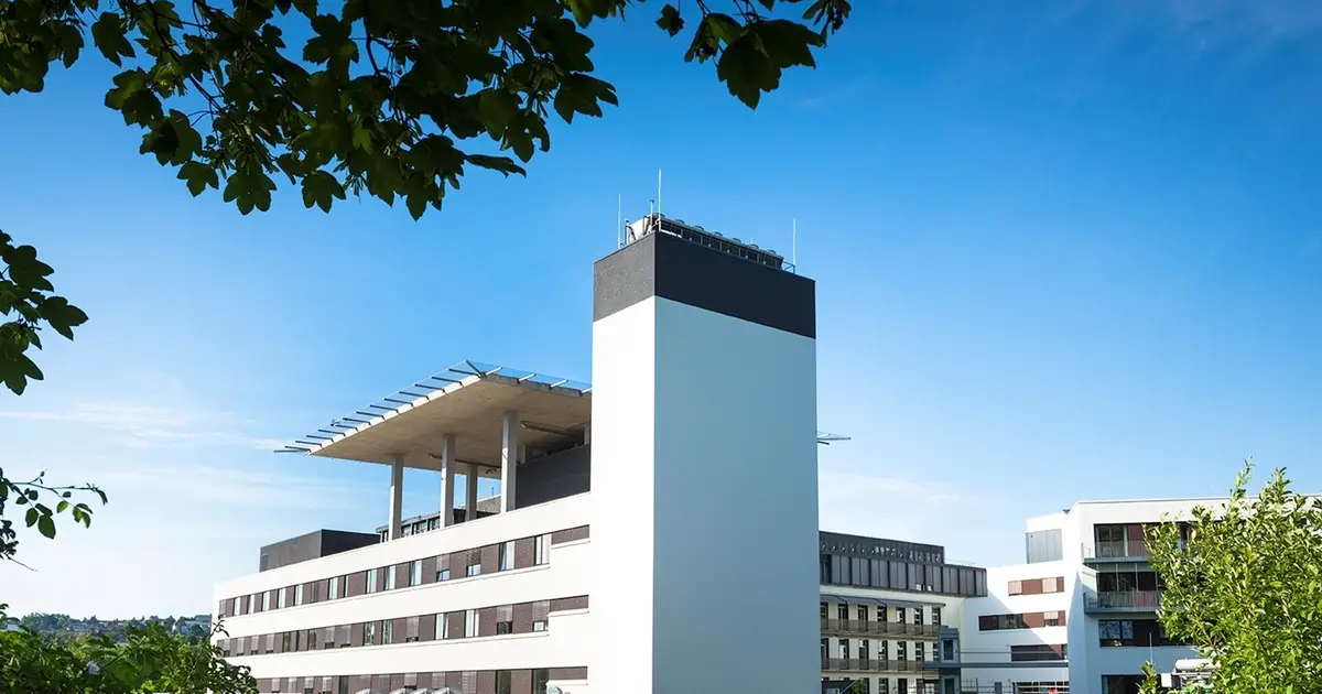Helios Klinikum Pforzheim Kanzlerstraße 2-6 75175 Pforzheim Helios-Klinik in Pforzheim ermöglicht Besuche von Angehörigen