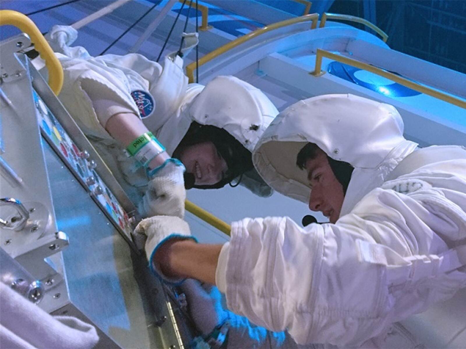 Astronauten-Training: Wird ein Schüler aus dem Enzkreis der neue Astro-Alex? - Region ...