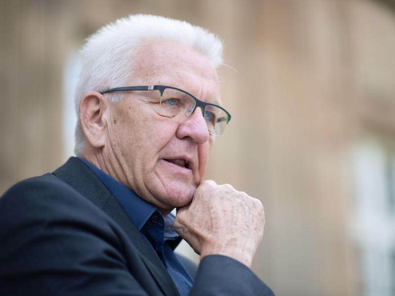 Dritte Amtszeit? Ministerpräsident Winfried Kretschmann hat sich entschieden - Baden-Württemberg ...