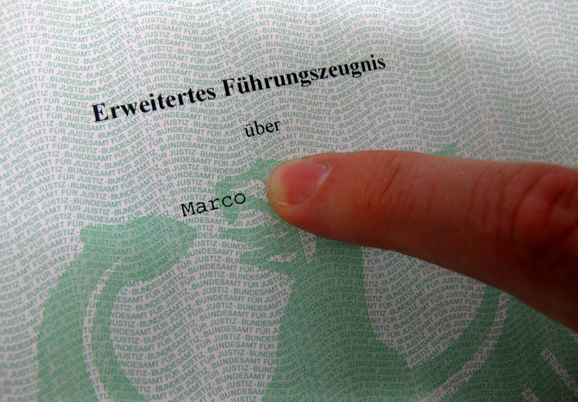 Kindesmissbrauch Soll Fur Immer Im Fuhrungszeugnis Stehen Baden