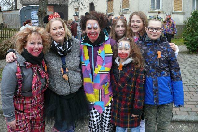 Die besten Bilder vom Faschingsumzug in Neuhausen 2020 - Bildergalerie