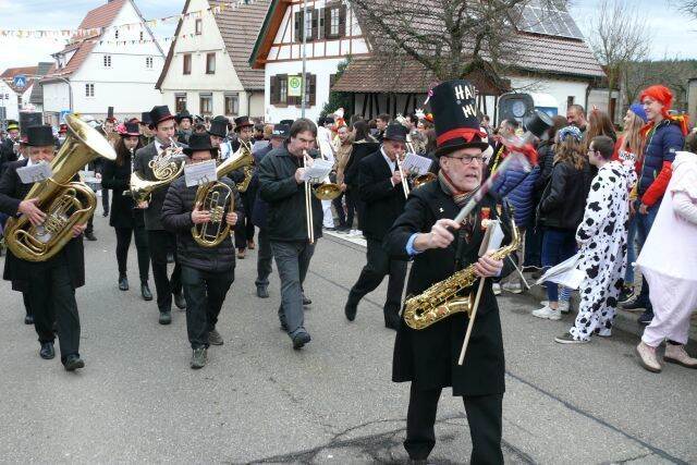 Die besten Bilder vom Faschingsumzug in Neuhausen 2020 - Bildergalerie