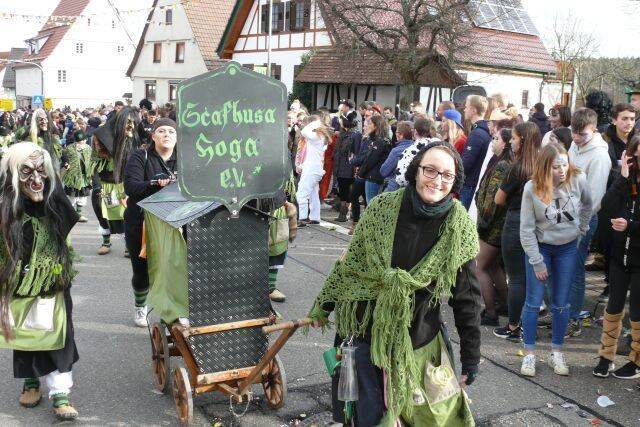 Die besten Bilder vom Faschingsumzug in Neuhausen 2020 - Bildergalerie