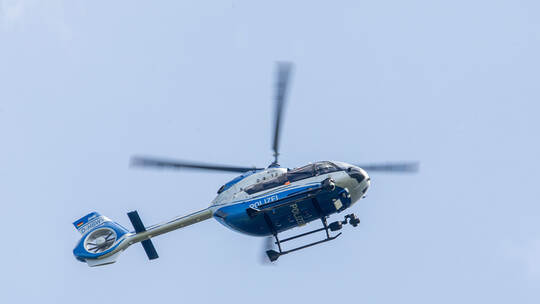 Polizei sucht mit Hubschrauber Vermissten