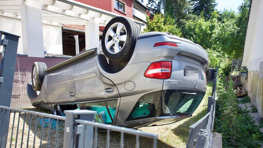 Unfall_Ersingen_überschlagen Unfall_Ersingen_überschlagen