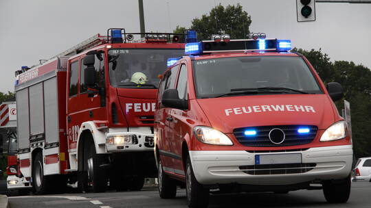 In Kraichtal (Kreis Karlsruhe) ist in der Nacht zum Montag eine Scheune ausgebrannt.