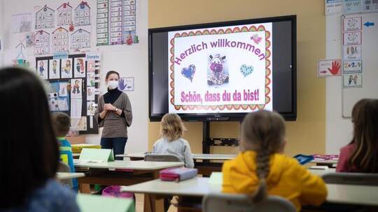 Grundschulen und Kitas öffnen wieder teilweise