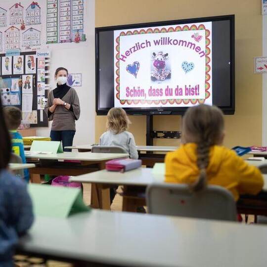 Grundschulen und Kitas öffnen wieder teilweise