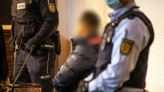 Beginn Prozess gegen drei Männer wegen Vergewaltigung