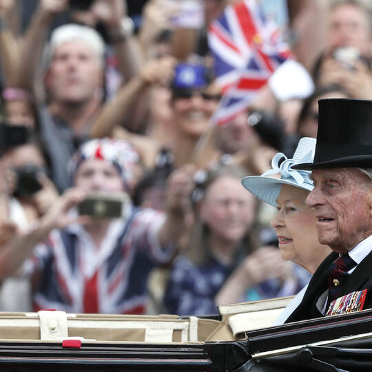 Trooping the Colour: Offizielle Geburtstagsparade für die Queen