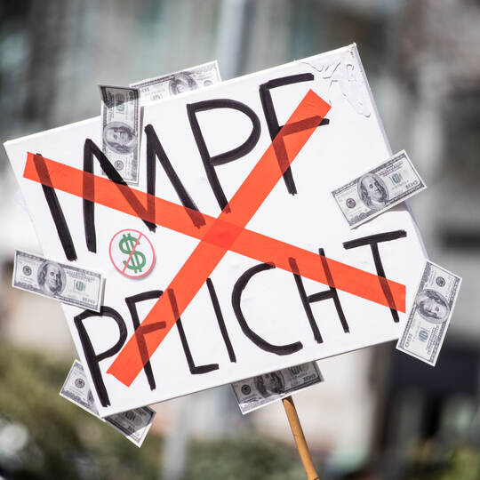 Demonstrationen der Initiative «Querdenken» in Stuttgart