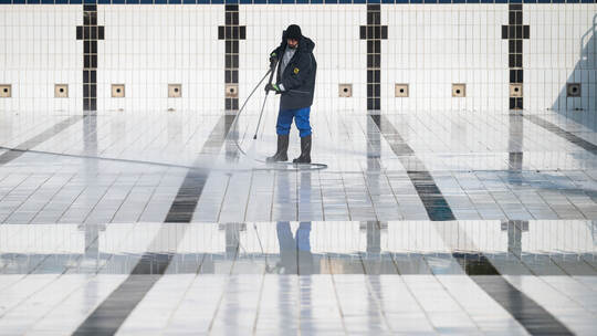 Vor dem Start der Freibadsaison - Stuttgart