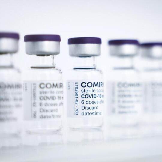 Biontech/Pfizer Biontech/Pfizer