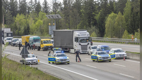 Brand LKW A8 Heimsheim PF Süd