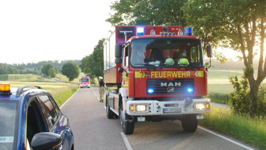 Muehlacker-Grossglattbach: schwerer Verkehrsunfall zwischen Roller und Trakor - Person in Lebensgefahr