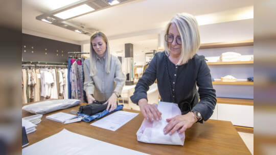 Golden Sunday Modehaus Lenk