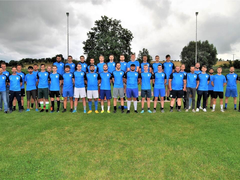 Trainingsauftakt mit einigen Neuen: FV Knittlingen will in Kreisliga ...