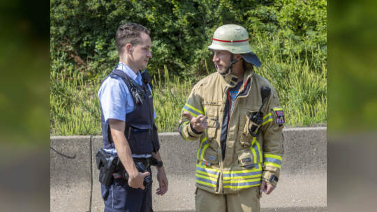 Fahrzeugbrand BAB A8 Pf-West