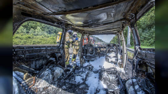 Fahrzeugbrand BAB A8 Pf-West