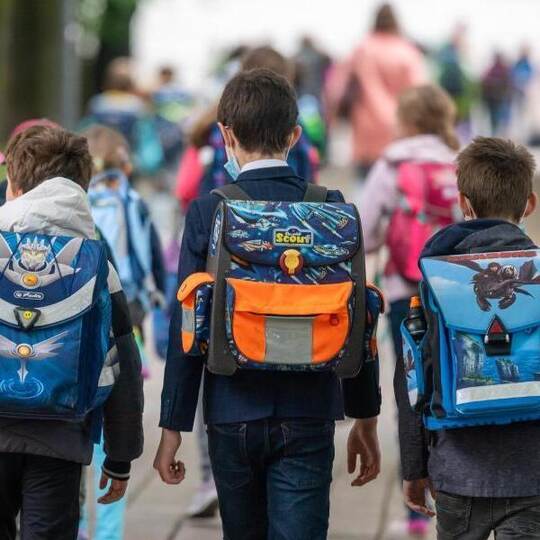 Schulkinder Schulkinder