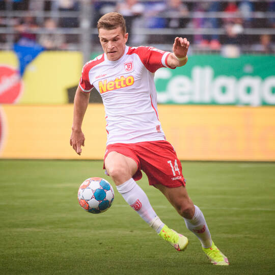 Holstein Kiel - SSV Jahn Regensburg