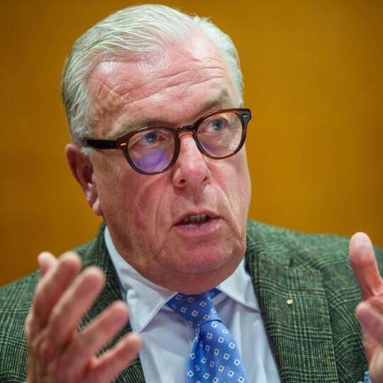 Klaus Reinhardt Klaus Reinhardt