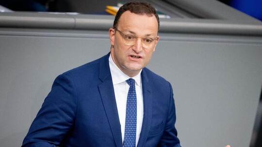 Jens Spahn zufrieden mit Impfwoche