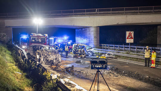 Schwerer VU BAB A8 PF-Ost Falschfahrer