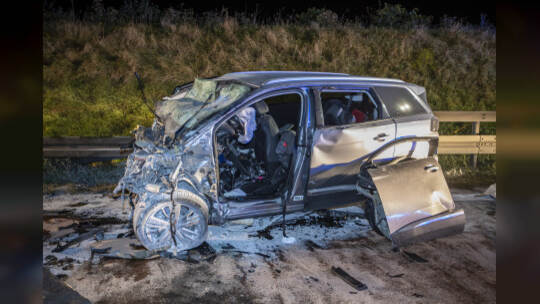Schwerer VU BAB A8 PF-Ost Falschfahrer