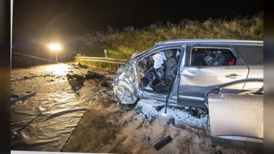 Schwerer VU BAB A8 PF-Ost Falschfahrer