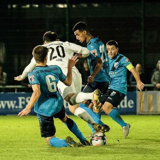 FSV Bietigheim-Bissingen vs. FC Noettingen, Fussball, Oberliga, 12. Spieltag, Spielzeit 2021/2022, 08.10.2021