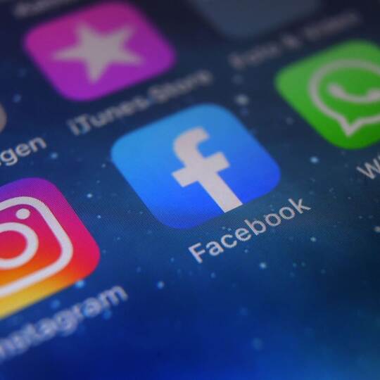 Instagram, Facebook und WhatsApp Instagram, Facebook und WhatsApp