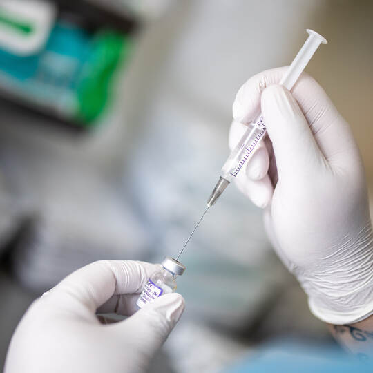 Coronavirus - Impfaktion am Riesenrad im Münchner Werksviertel