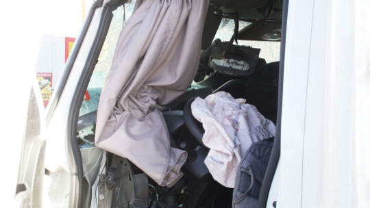 Pforzheim: Auffahrunfall zwischen einem Kleinlkw und Lkw - ein schwer und ein Leicht Verletzter