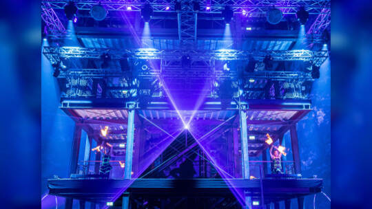 Calypso Dinner Show Gasometer