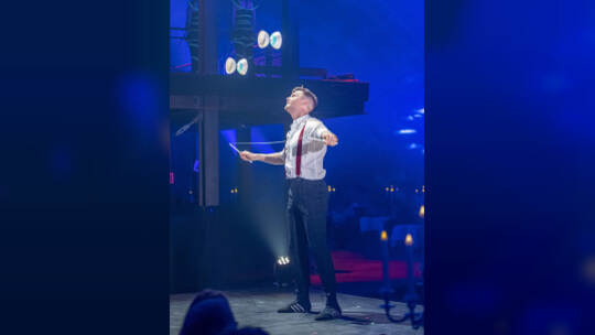 Calypso Dinner Show Gasometer