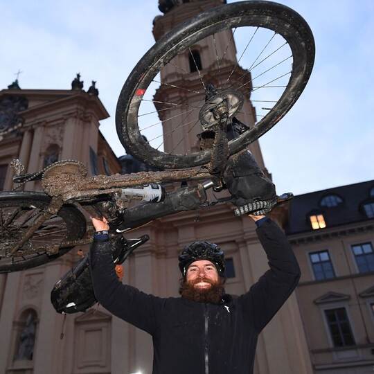 Jonas Deichmann zurück