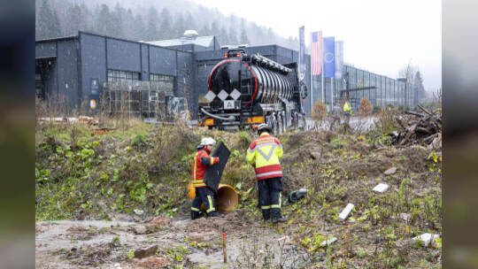 Neuenbürg Enz unbekannte Flüssigkeit