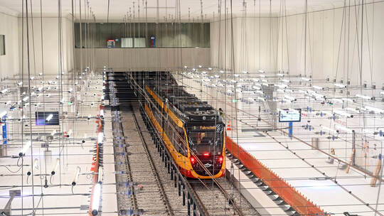 Karlsruher ÖPNV-Projekt Kombilösung