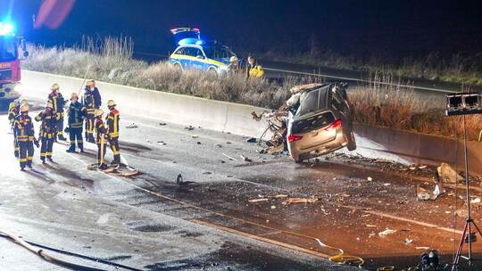 Ein Toter bei Verkehrsunfall auf der A5 Ein Toter bei Verkehrsunfall auf der A5