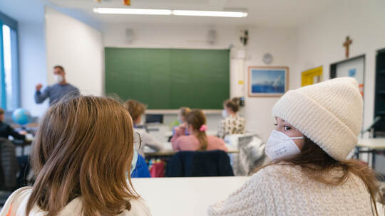 Schulbeginn in Bayern nach den Herbstferien