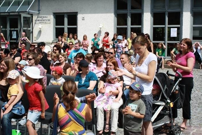 Fest für Knittlinger Kindergarten-Kinder - Mühlacker - Pforzheimer-Zeitung