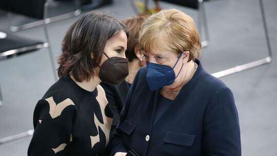 Merkel und Baerbock Merkel und Baerbock