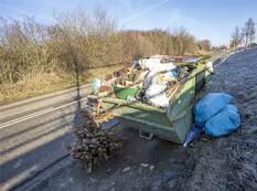 760_0900_137109_Muellablager_Container_Bauschlotter_S.jpg