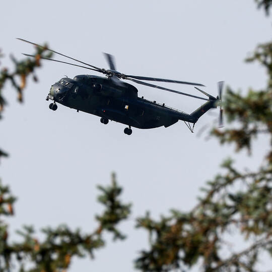 Verteidigungsministerin besucht Panzergrenadierbrigade 37