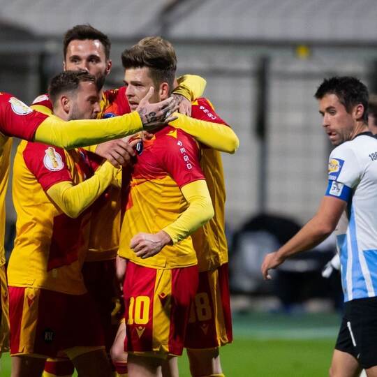 TSV 1860 München - Karlsruher SC TSV 1860 München - Karlsruher SC